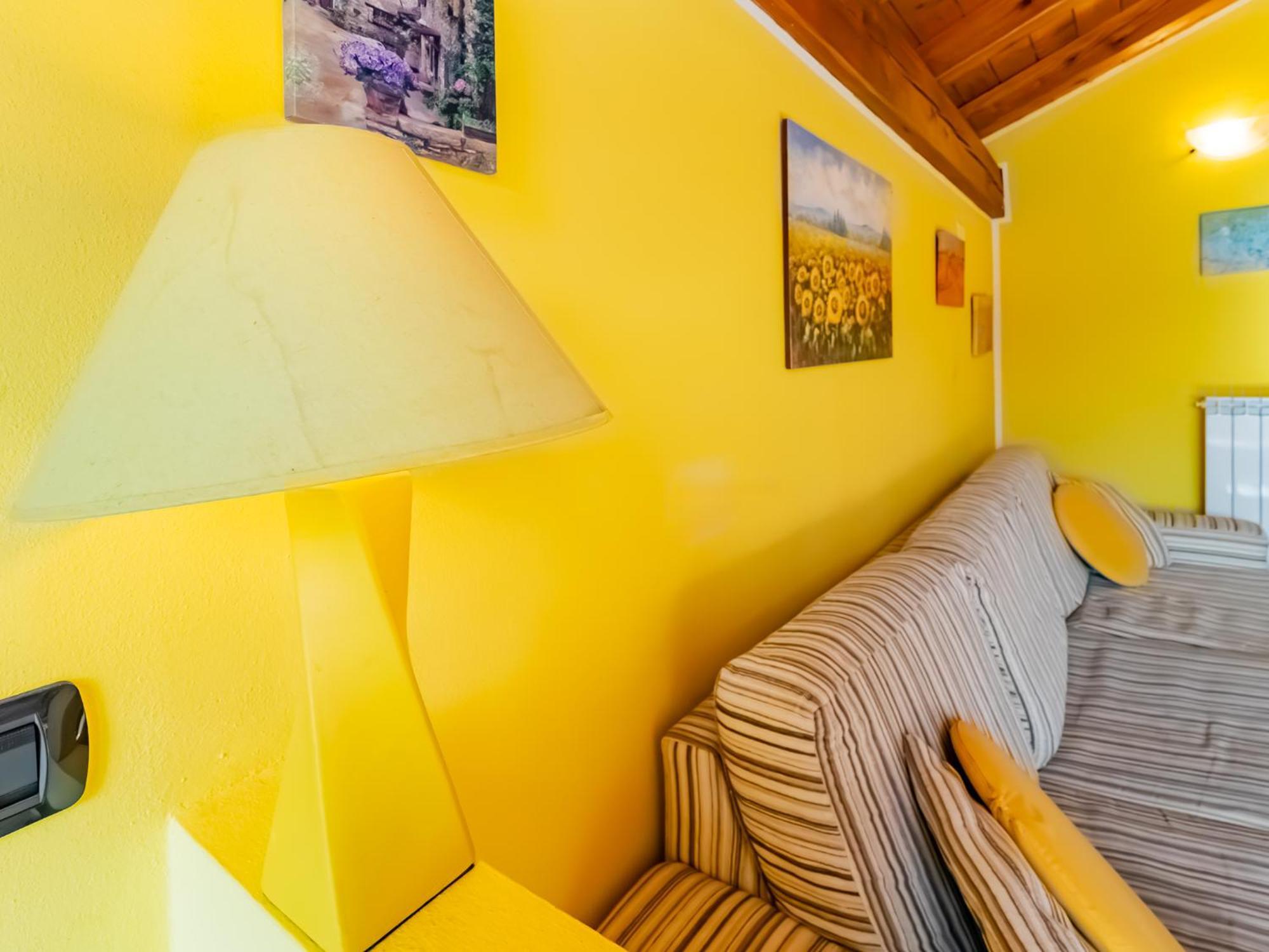 Rododendro House Relax Apartment Morbio Екстериор снимка